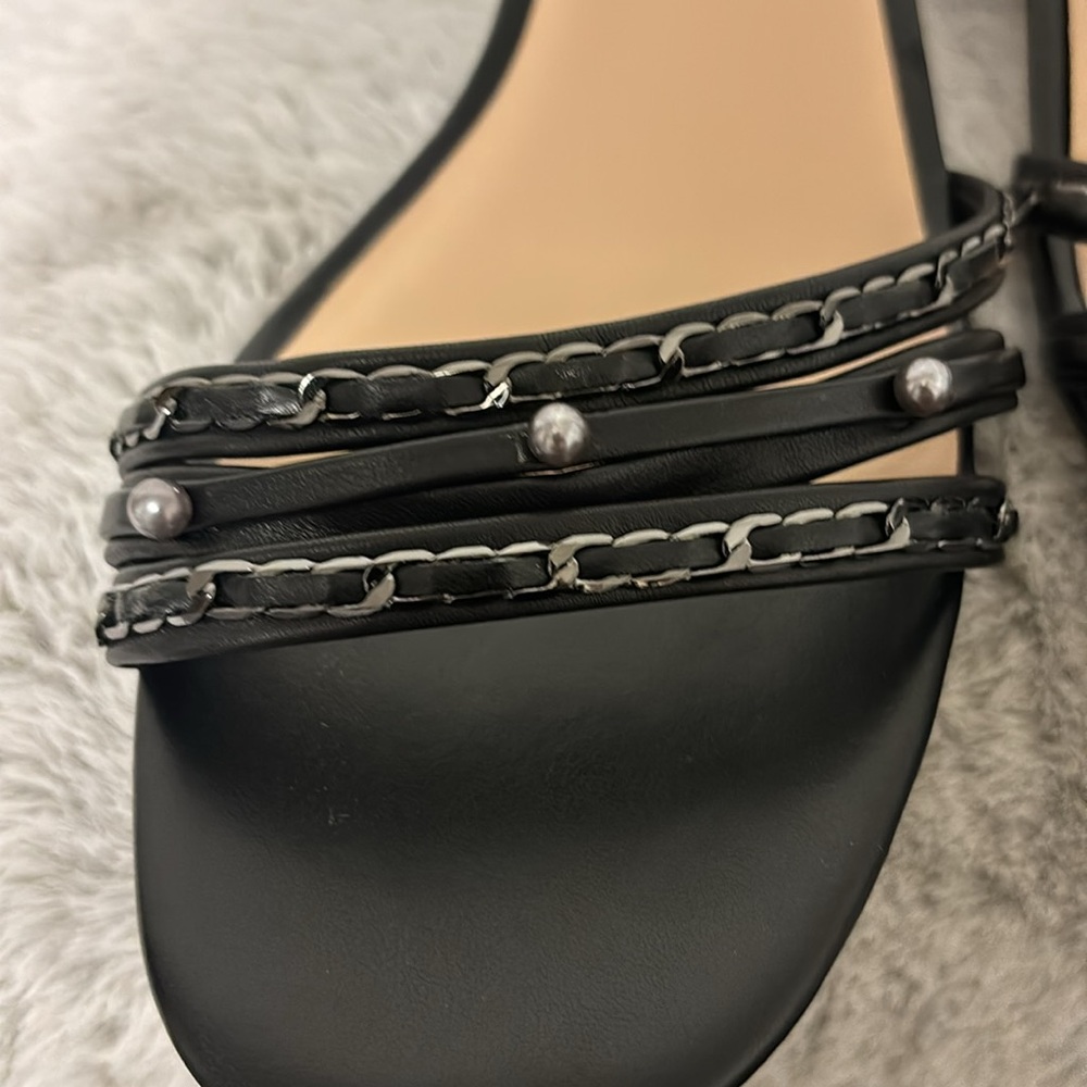 Sandals - Picture 5 of 6